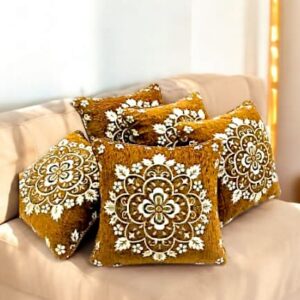 5-Piece Velvet Cushion Covers Set - Image 6